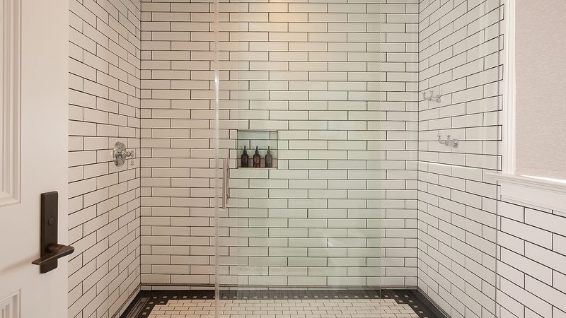 A shower head, the category photo for the stall kit